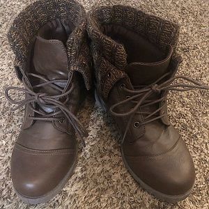 Brown leather mid calf  fold over boots size 8